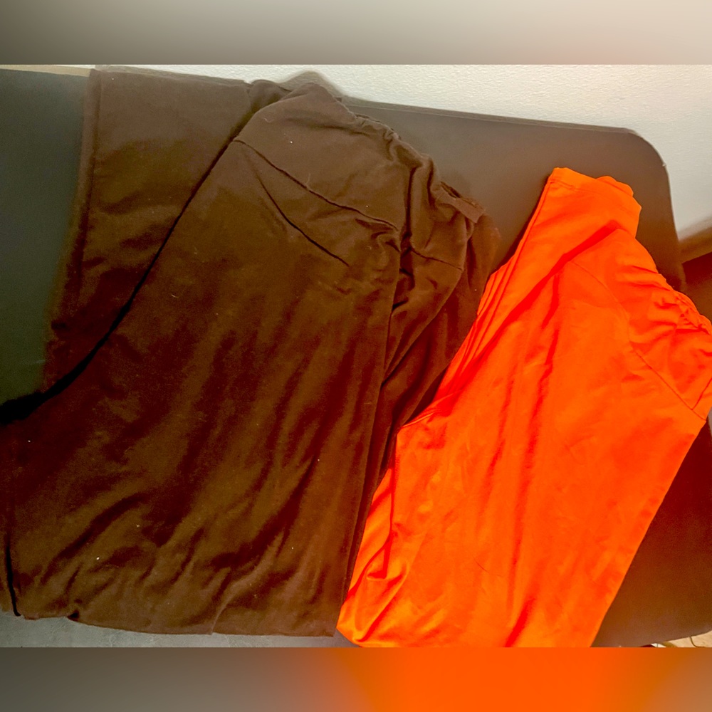 LuLaRoe fall TC leggings brown and light orange